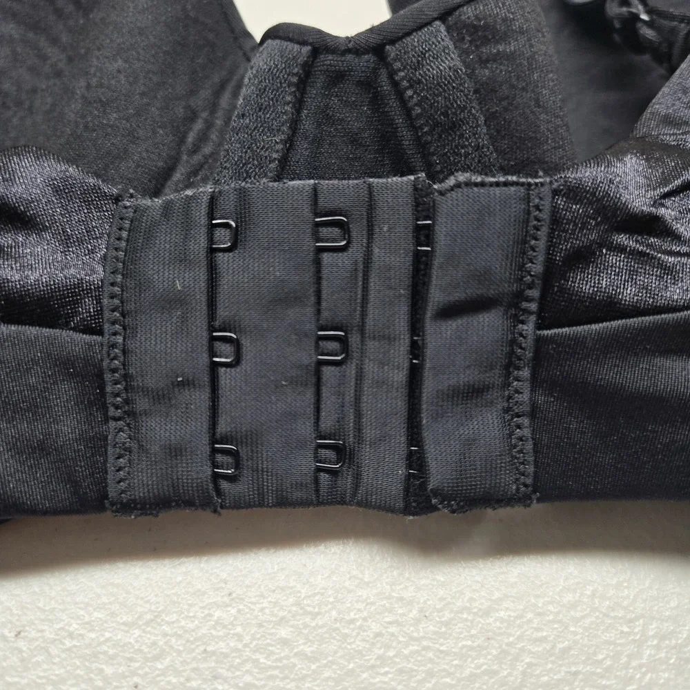 Maidenform Women Bra‎ 38C Black T Shirt Underwired Strap Adjustable